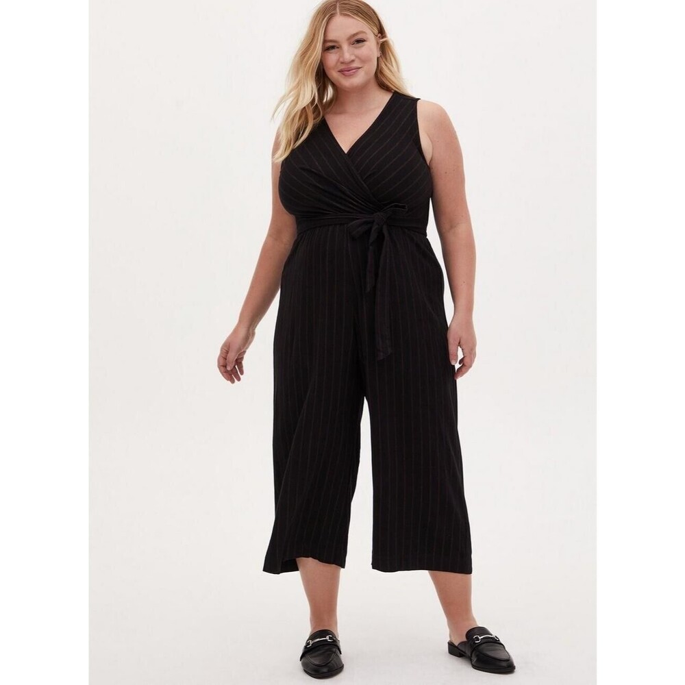 Torrid Black Stripe Ponte Surplice Jumpsuit Women Size 00‎ - M